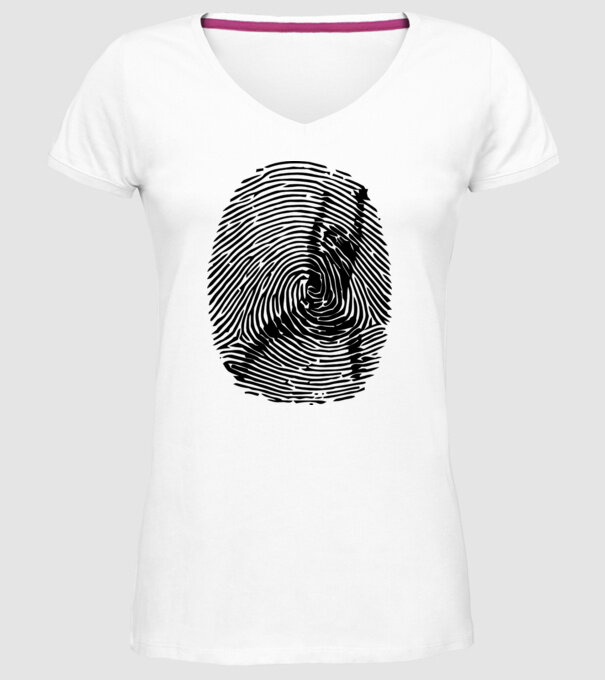 fingerprint model alb pe tricou
