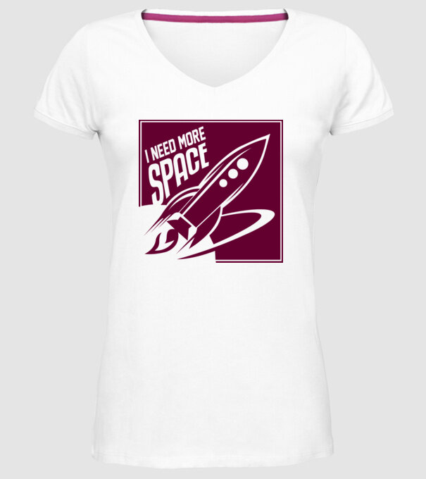 more space model alb pe tricou