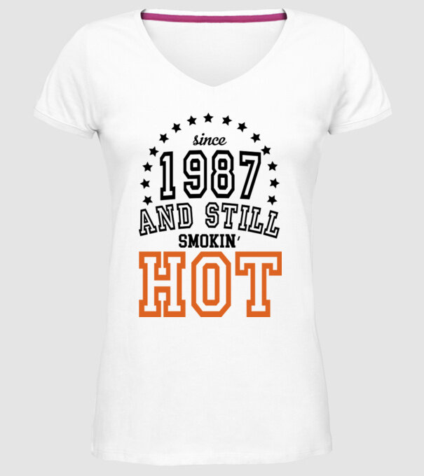 'Since and still smokin'' hot - 1987' model alb pe tricou