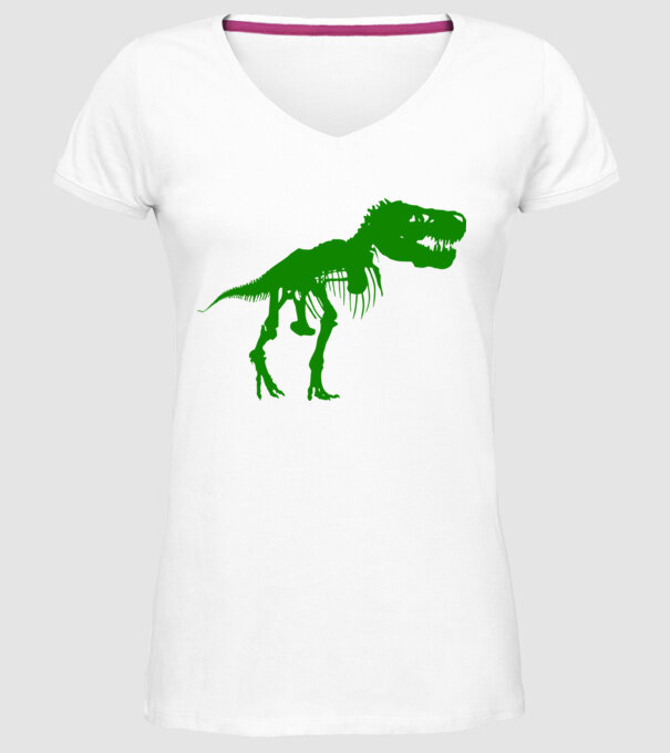 model alb pe tricou