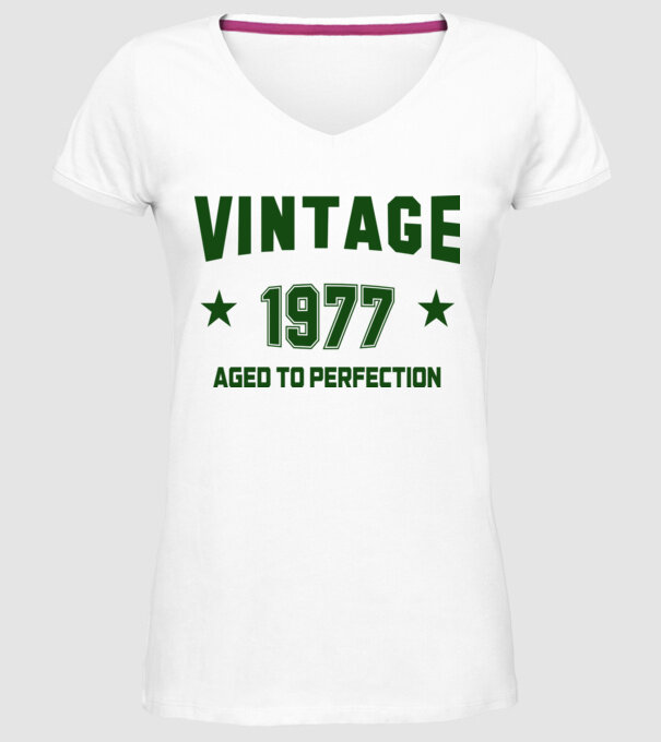 Vintage - 1977 model alb pe tricou