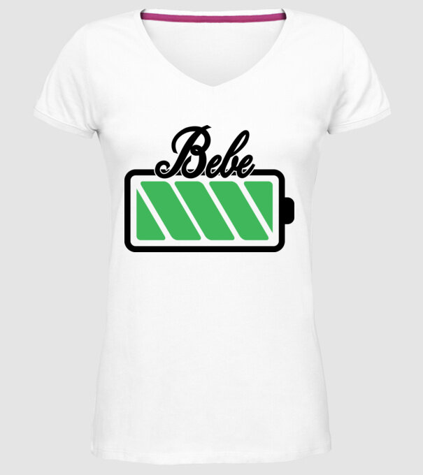 Bebe încărcat model alb pe tricou