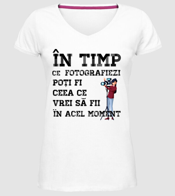 în timp ce fotografiezi poți fi ceea ce vrei să fii - în acel moment model alb pe tricou