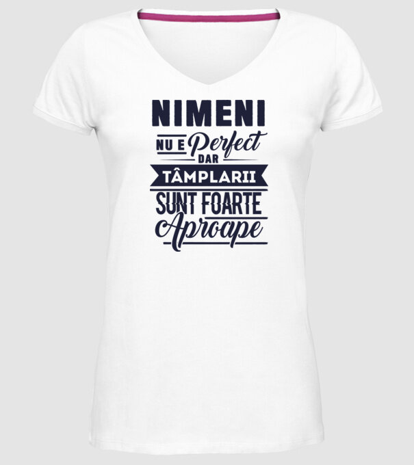 Nimeni nu e perfect, dar tâmplarii sunt foarte aproape model alb pe tricou