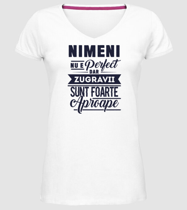 Nimeni nu e perfect, dar zugravii sunt foarte aproape model alb pe tricou