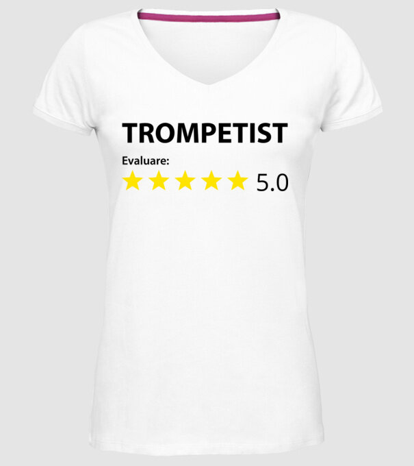 trompetist evaluare model alb pe tricou