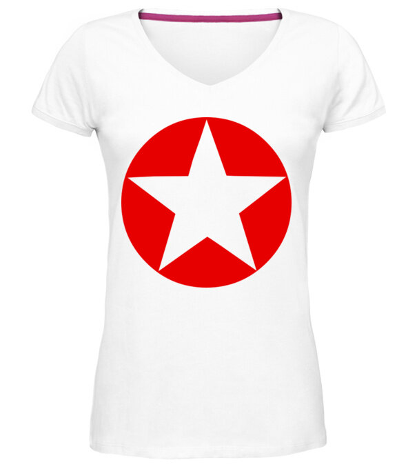  model  pe tricou