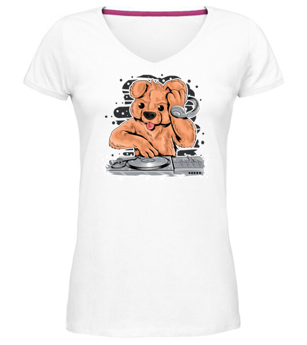  model  pe tricou