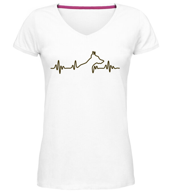  model  pe tricou