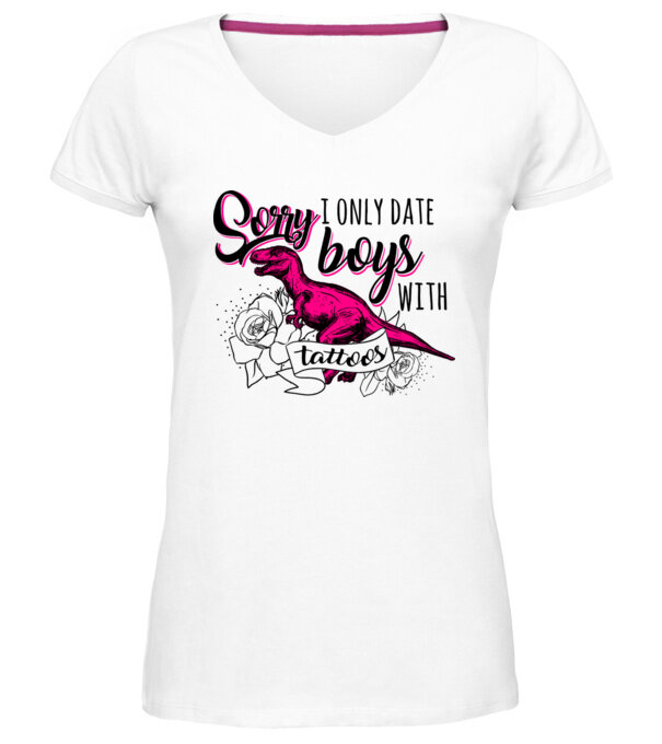  model  pe tricou