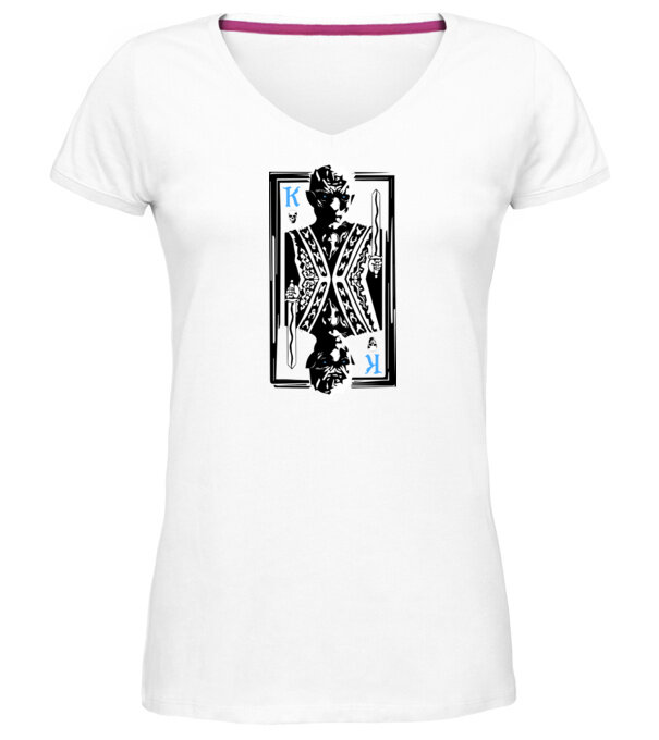  model  pe tricou