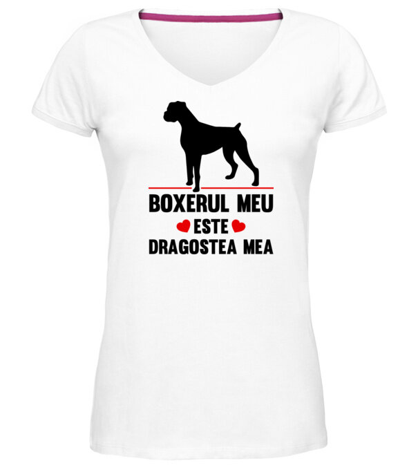  model  pe tricou