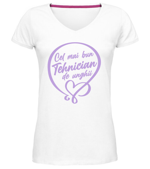  model  pe tricou