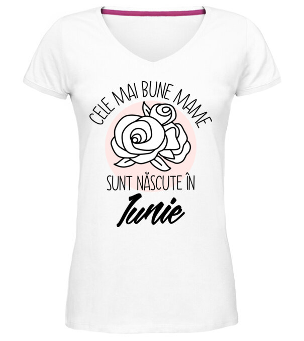  model  pe tricou