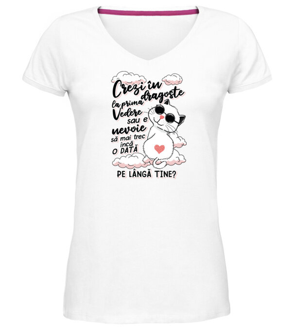  model  pe tricou