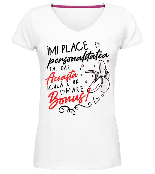  model  pe tricou