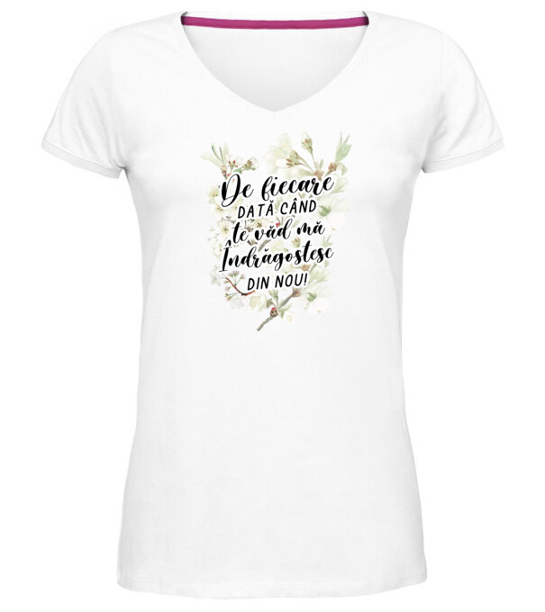  model  pe tricou