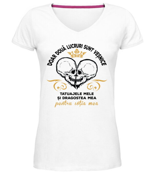  model  pe tricou