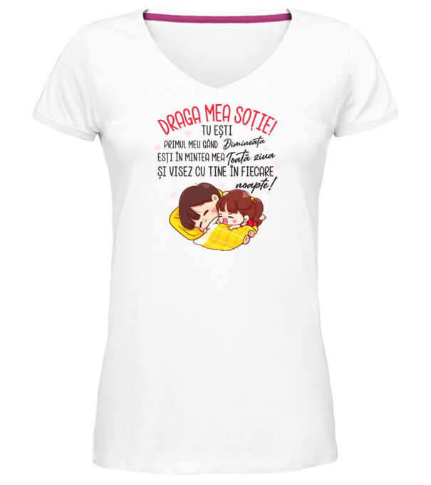  model  pe tricou