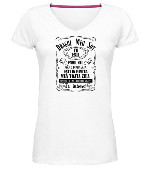  model  pe tricou