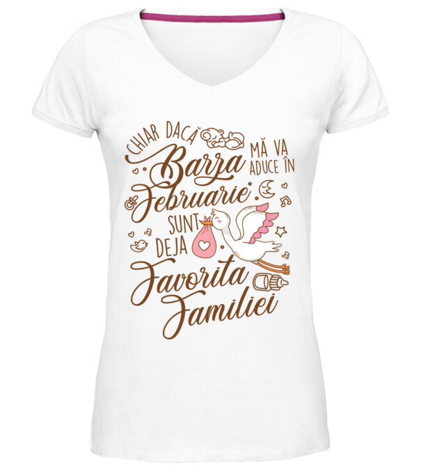  model  pe tricou