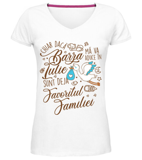  model  pe tricou