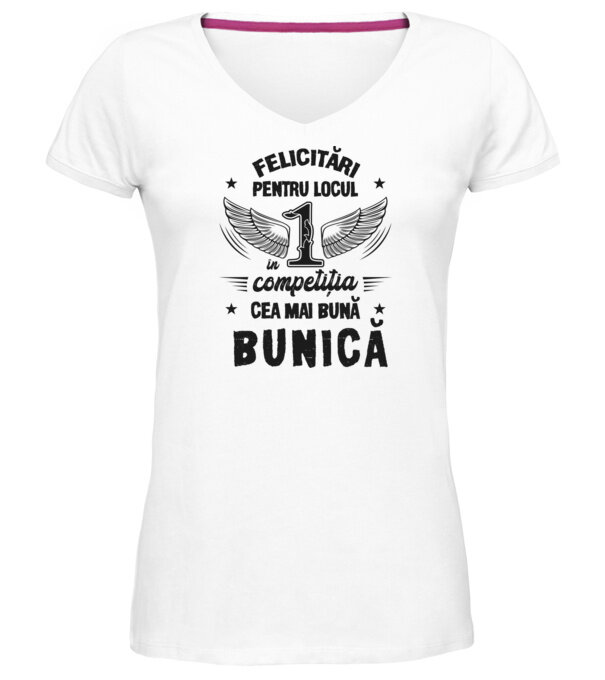  model  pe tricou