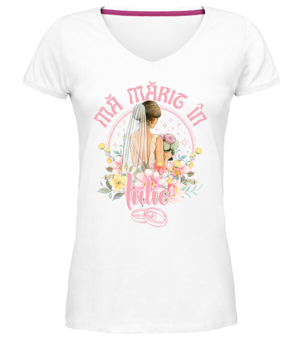  model  pe tricou