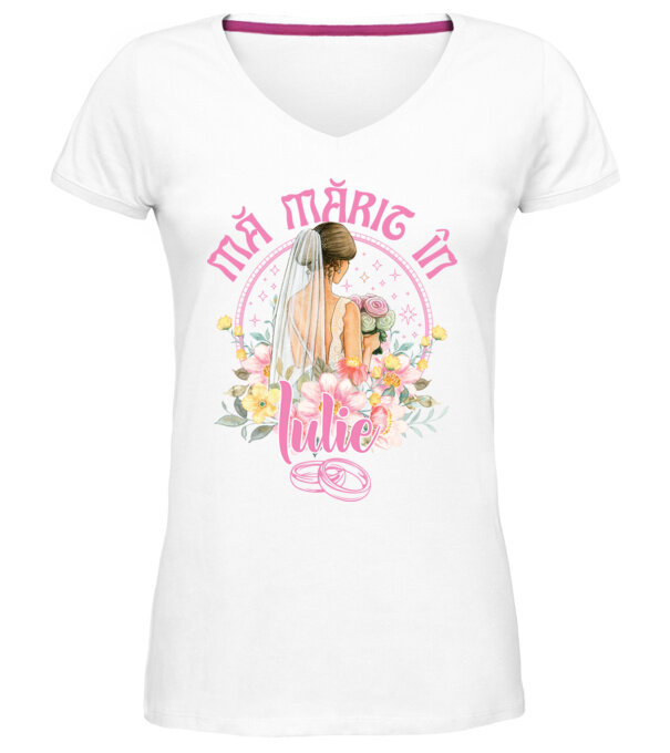  model  pe tricou