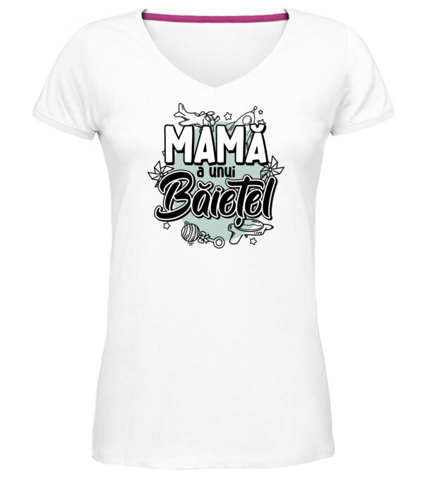  model  pe tricou