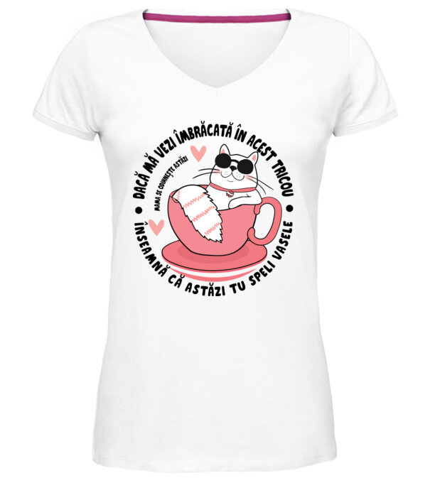  model  pe tricou
