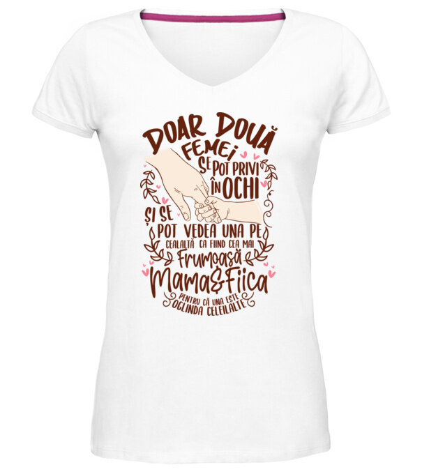  model  pe tricou