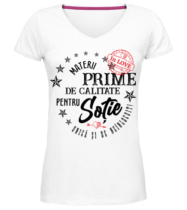  model  pe tricou