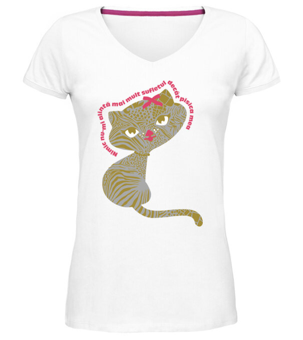  model  pe tricou