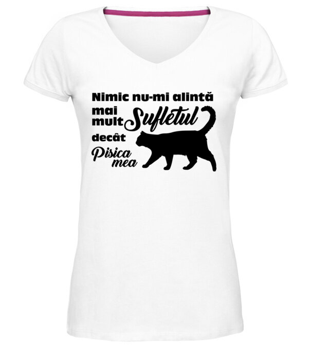  model  pe tricou