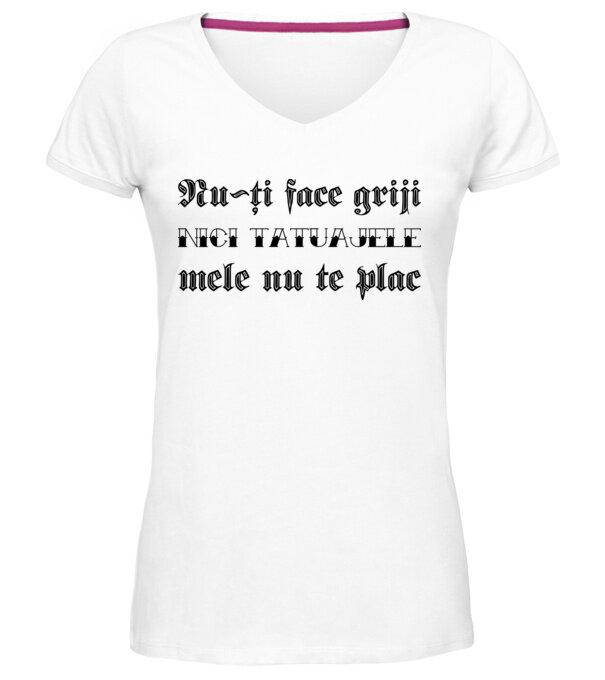  model  pe tricou