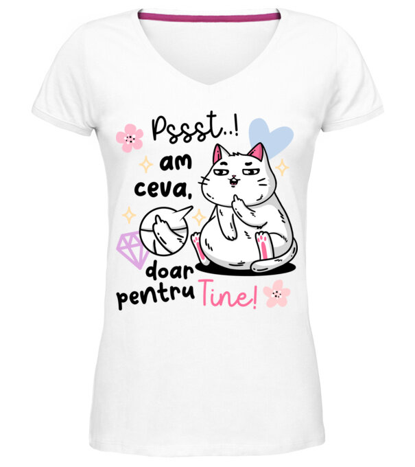  model  pe tricou