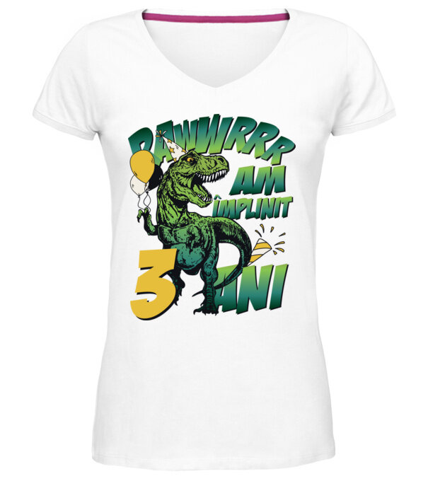  model  pe tricou