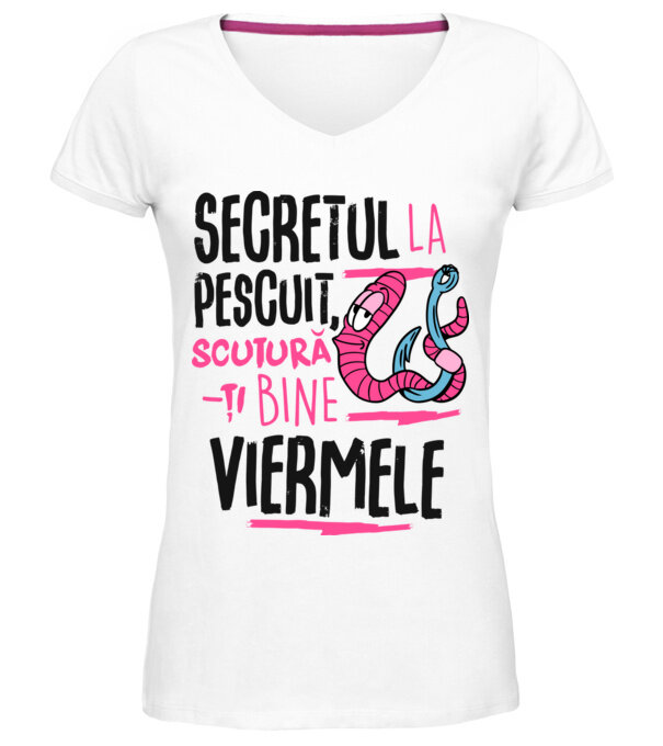  model  pe tricou