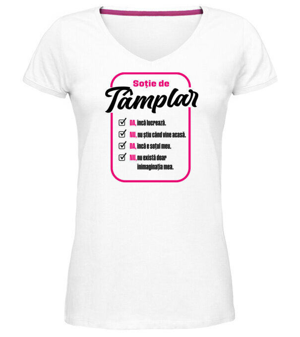  model  pe tricou
