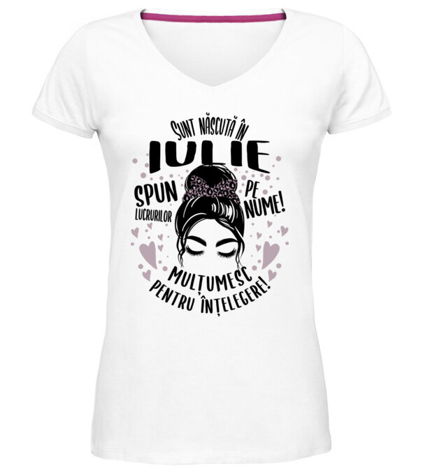 model  pe tricou