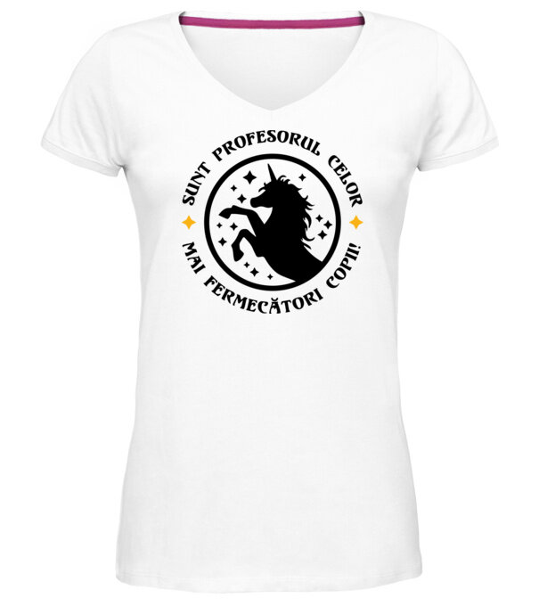  model  pe tricou