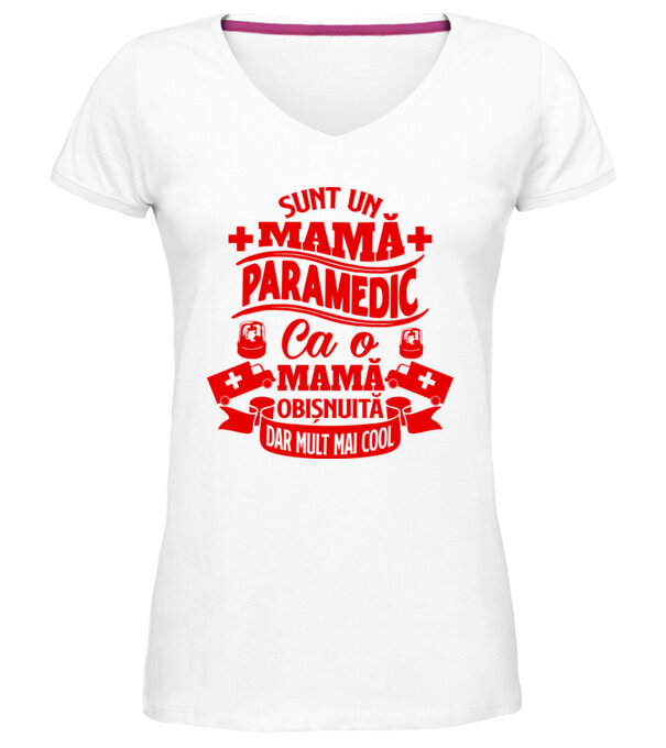  model  pe tricou
