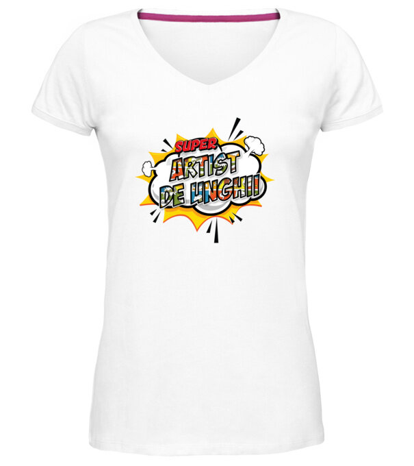  model  pe tricou