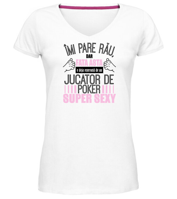  model  pe tricou