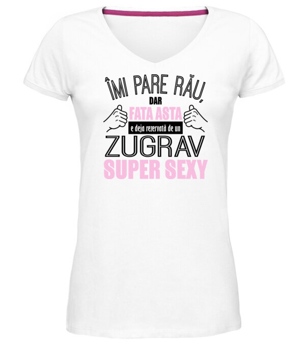  model  pe tricou