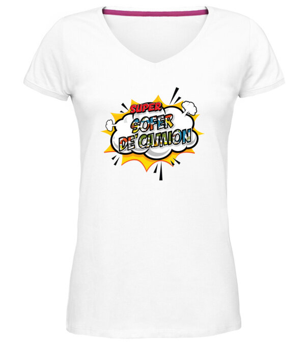  model  pe tricou