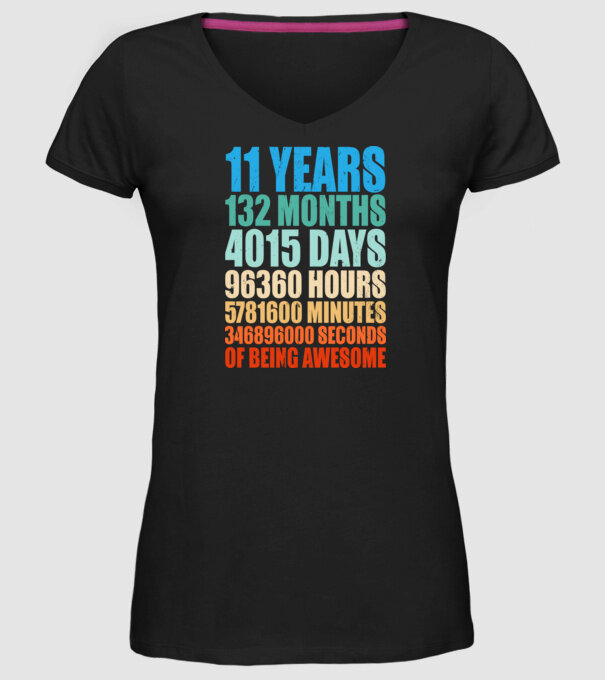 11 years of being awesome model negru pe tricou