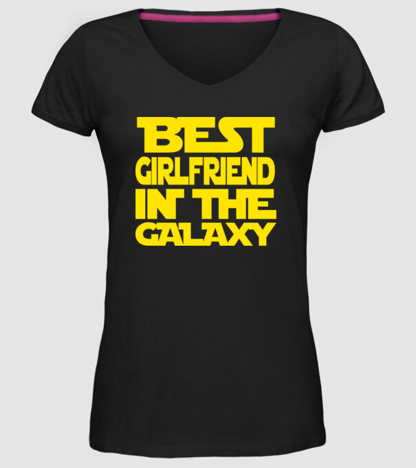 best girlfriend in the galaxy model negru pe tricou