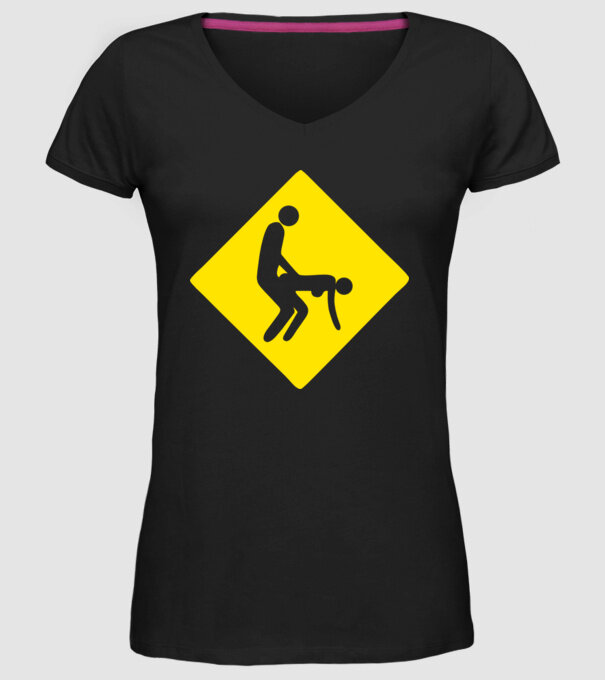 fuck sign model negru pe tricou